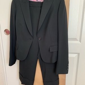 Suit